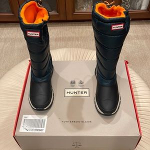 Hunter snow boot tall